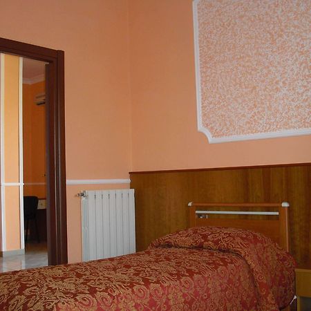 Darfla Hotel Pozzuoli Exterior photo